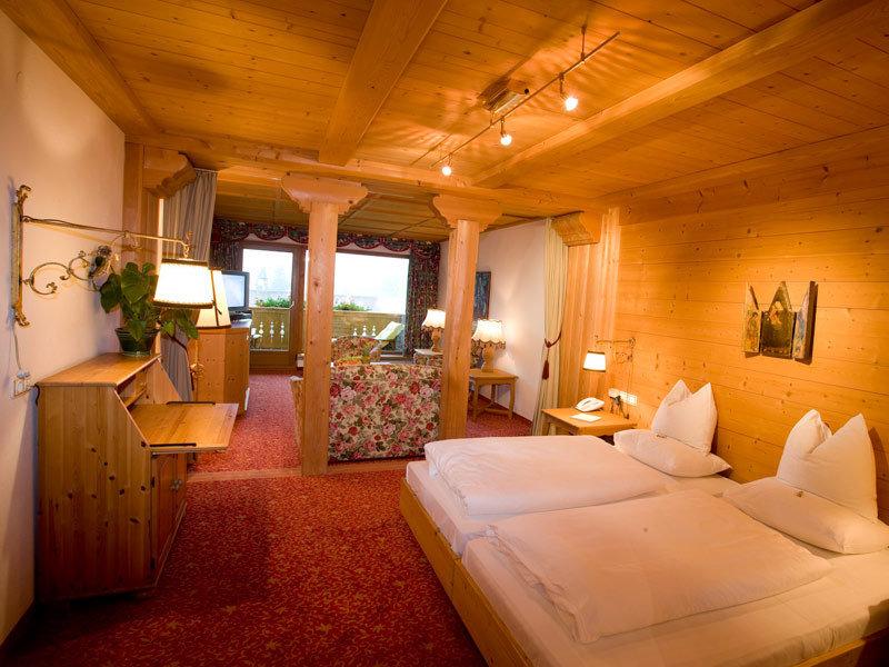 Hotel Landgut Zapfenhof Zellbergeben エクステリア 写真