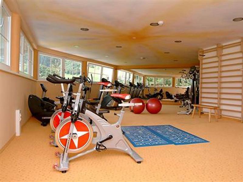 Hotel Landgut Zapfenhof Zellbergeben エクステリア 写真